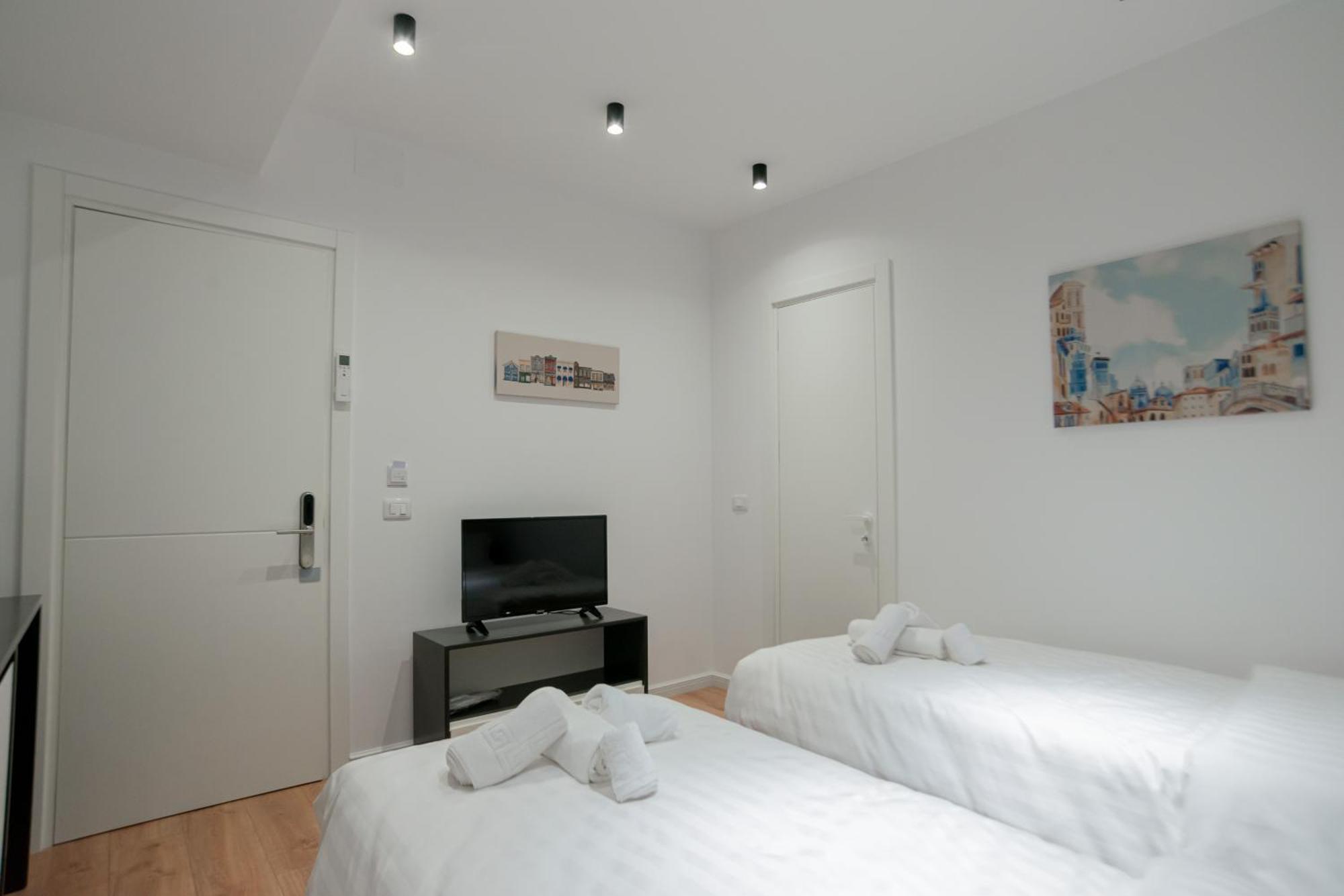 La Gioia Apartment 티라나 외부 사진